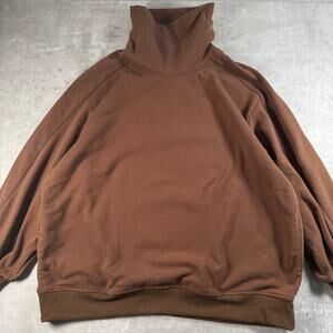 Brown oversized mock neck sweatchirt with pockets size XL